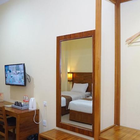 Syailendra Hotel Syariah Jepara Exterior foto