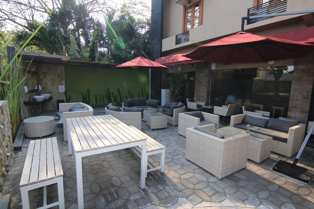 Syailendra Hotel Syariah Jepara Exterior foto