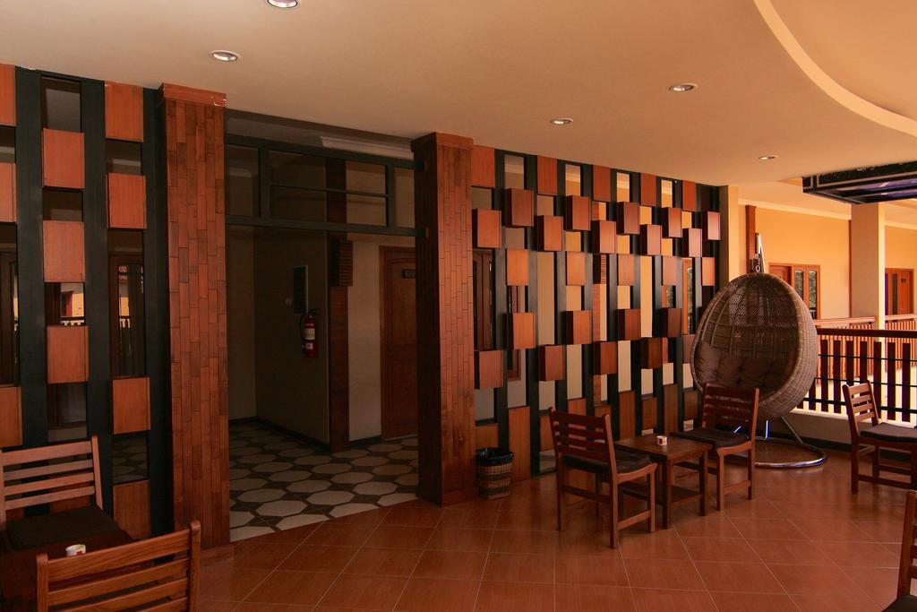 Syailendra Hotel Syariah Jepara Exterior foto