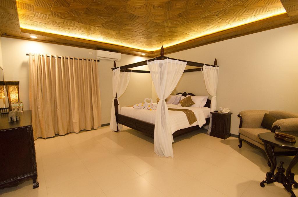 Syailendra Hotel Syariah Jepara Exterior foto