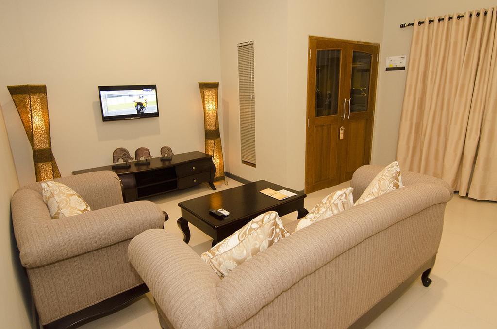 Syailendra Hotel Syariah Jepara Exterior foto